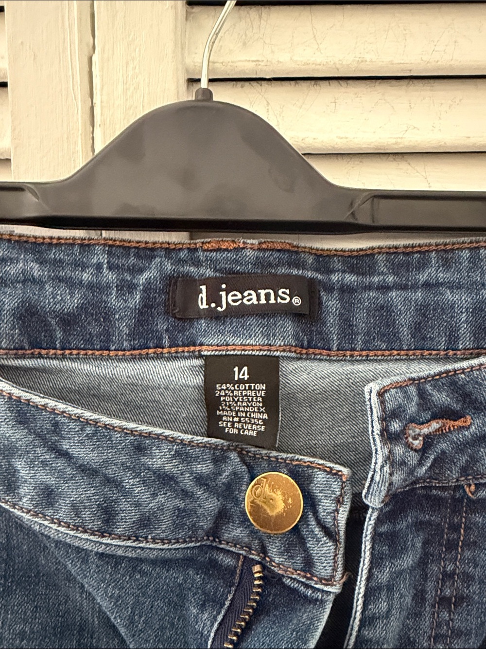 d. jeans Boyfriend Jeans in Mid Blue Wash size 14 - Picture 2 of 4